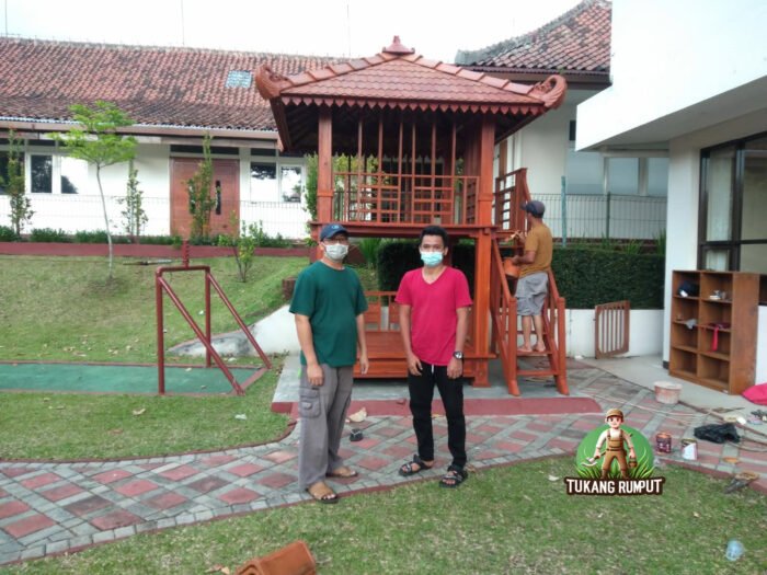 Gazebo Kayu Jati 2x2 Tingkat