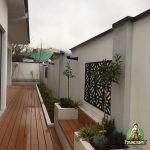 Jasa Pembuatan Bangku Taman Beton Minimalis Kayu Bengkirai untuk Outdoor